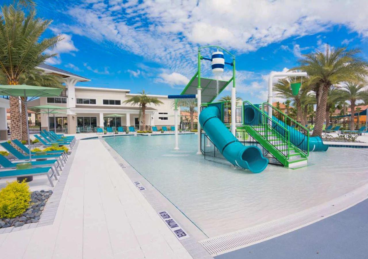 Stunning 9Br Home - Family Resort With Private Pool, Hot Tub, Games Room And Bbq! Kissimmee Buitenkant foto